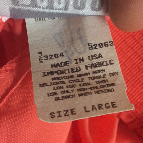 Stunning Vintage 2 Piece Peach Polyester Suit - Picture 8 of 12